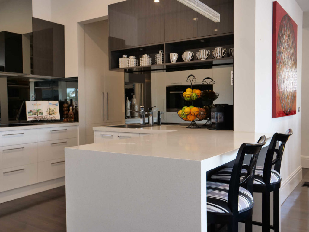 Art-Deco-Int-Kitchen-Bench