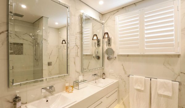 Bathroom in Mont Albert