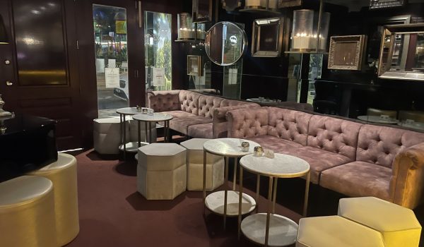 Image 5 Lounge Area in Balwyn